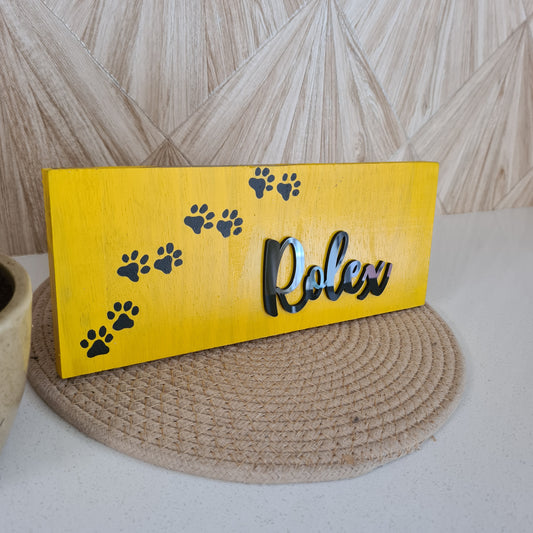 Paw Print Pinewood Pet Nameplate — Hand-Painted Trail, 10 × 4 inch