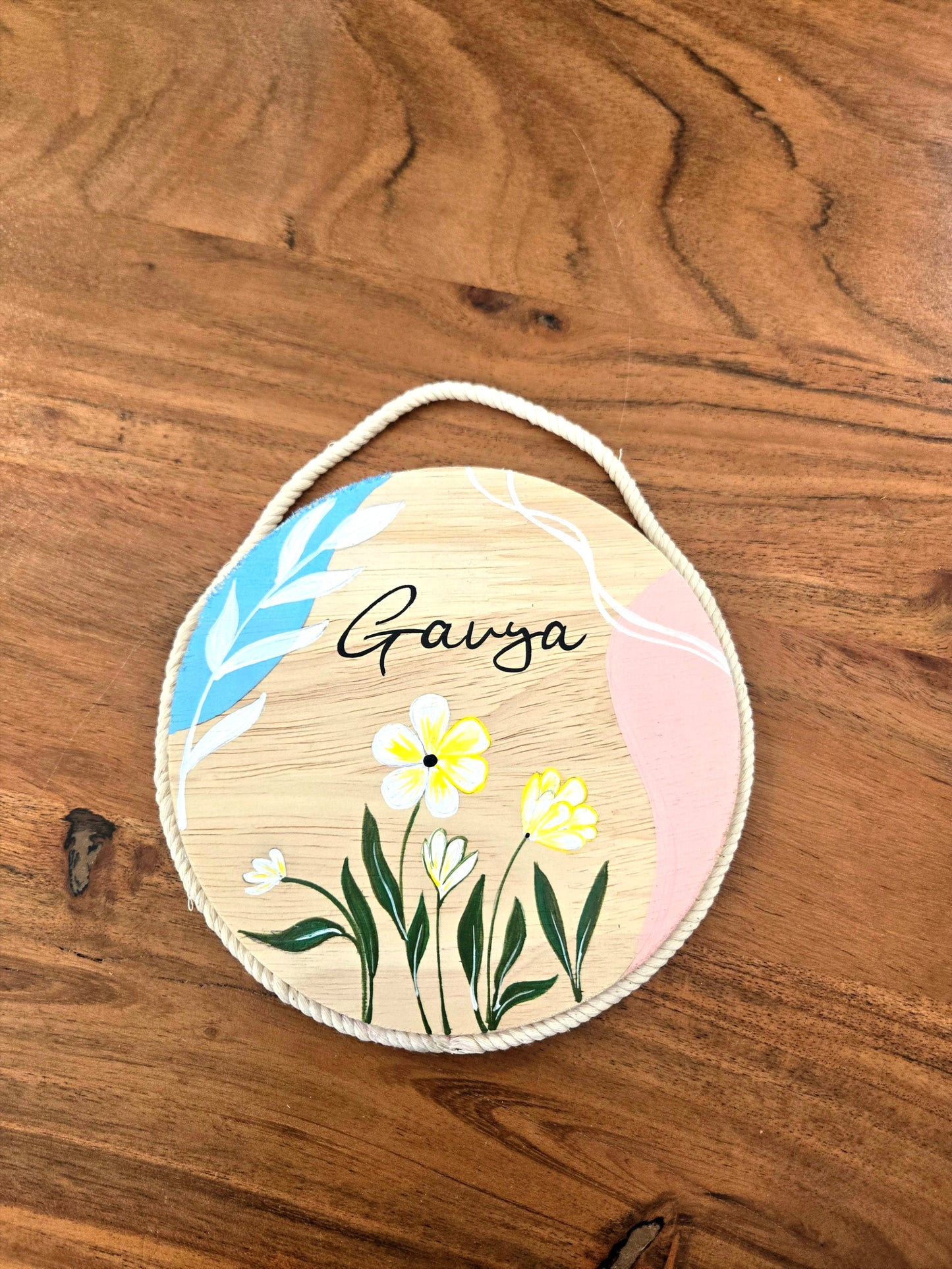 Hand-Painted White Flower Grace Pine Wood Nameboard (6-inch)